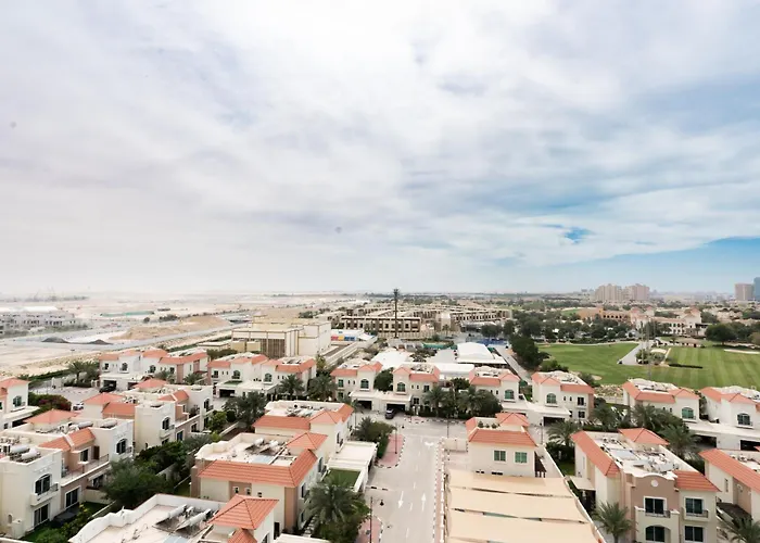 Spacious Studio Golf Course View Balcony