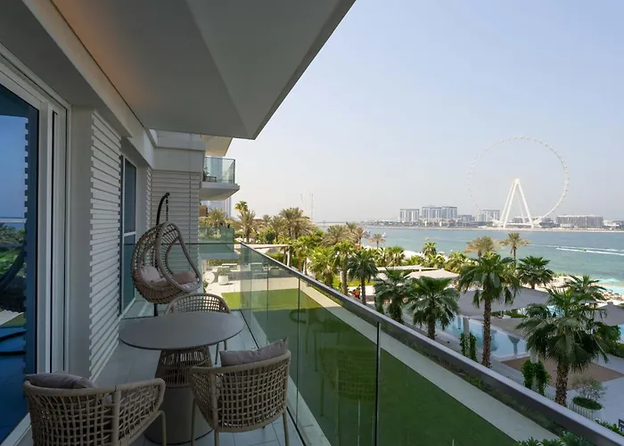 Luxurious 2Br With Amazing Marina View & Large Patio