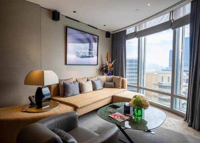 Lux 1-Br Apartment In Armani Residences