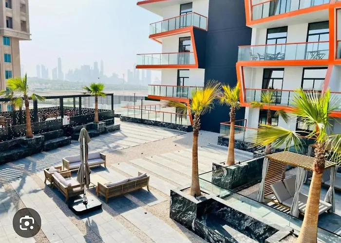 Close To Burj Khalifa Nice Place