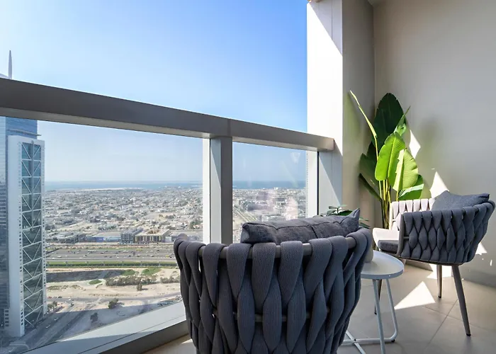 1Br Forte 2, Skyline City View