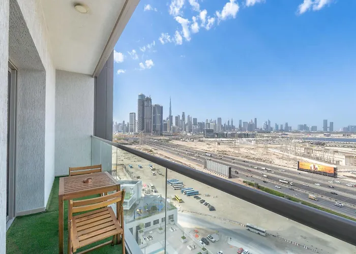 Lavish 2Br Apartment In Sobha Creek Vistas