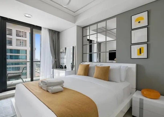 Stonetree - Modern Furnished Studio