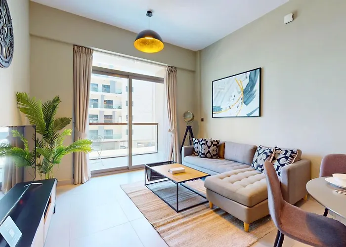 Sleek & Spacious 1Br In 2020 Marquise - Arjan