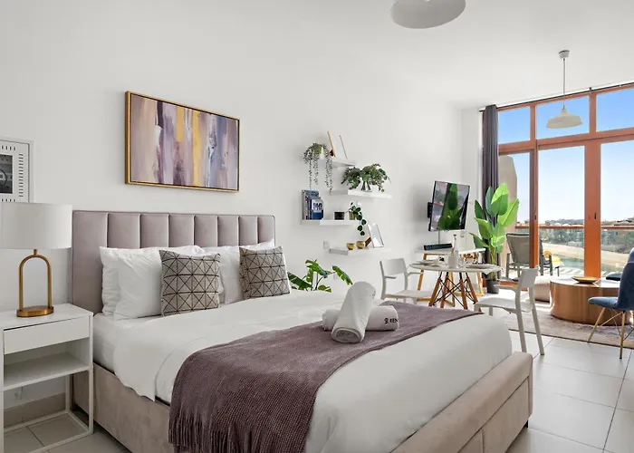 Cozy Sea View Studio Palm Views West At Palm Jumeirah