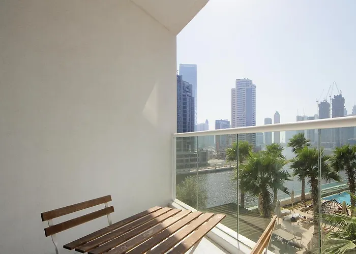 Stunning Pool View Damac Prive, Business Bay