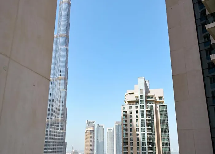 Stylish Downtown Dubai Stay Act 1 Act 2 Tower 1
