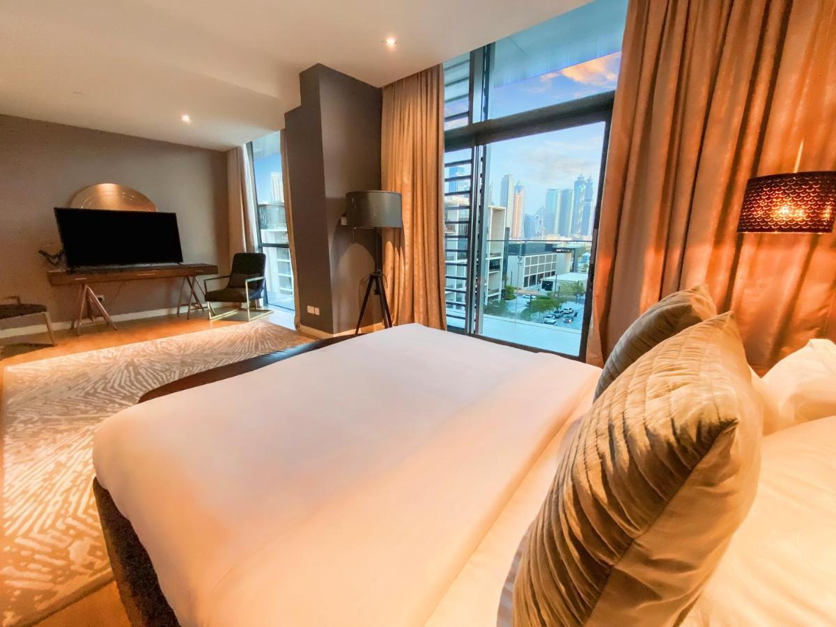Fam Living Duplex - City Walk * Dubai
