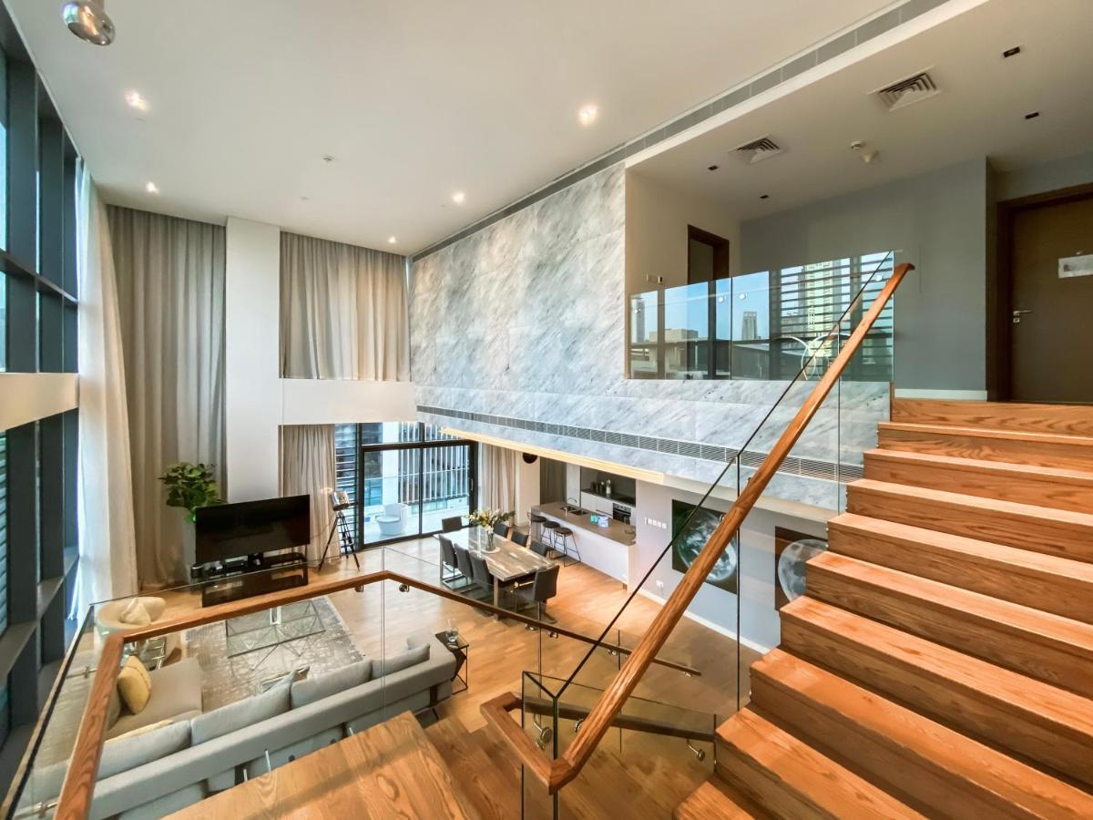 Fam Living Duplex - City Walk