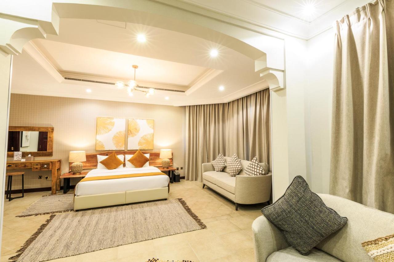 The S Homes - Stunning 5 Bedrooms At The Palm Jumeirah With Private And Pool *