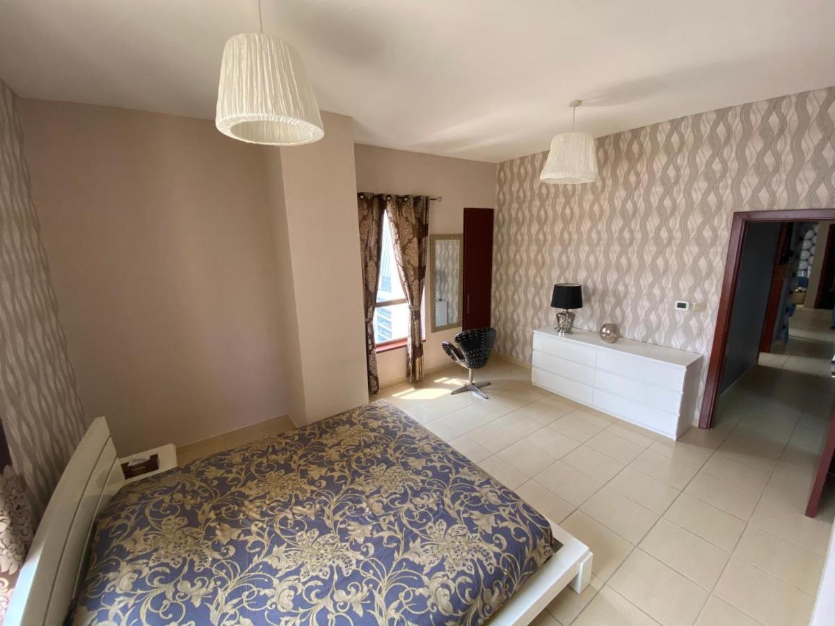 Jbr, 2-bedroom, Next To Beach, Full Marina View Apartment *