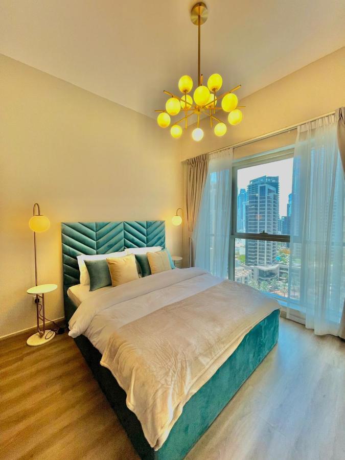 First Class 2br With Burj Khalifa & Downtown View Apartment