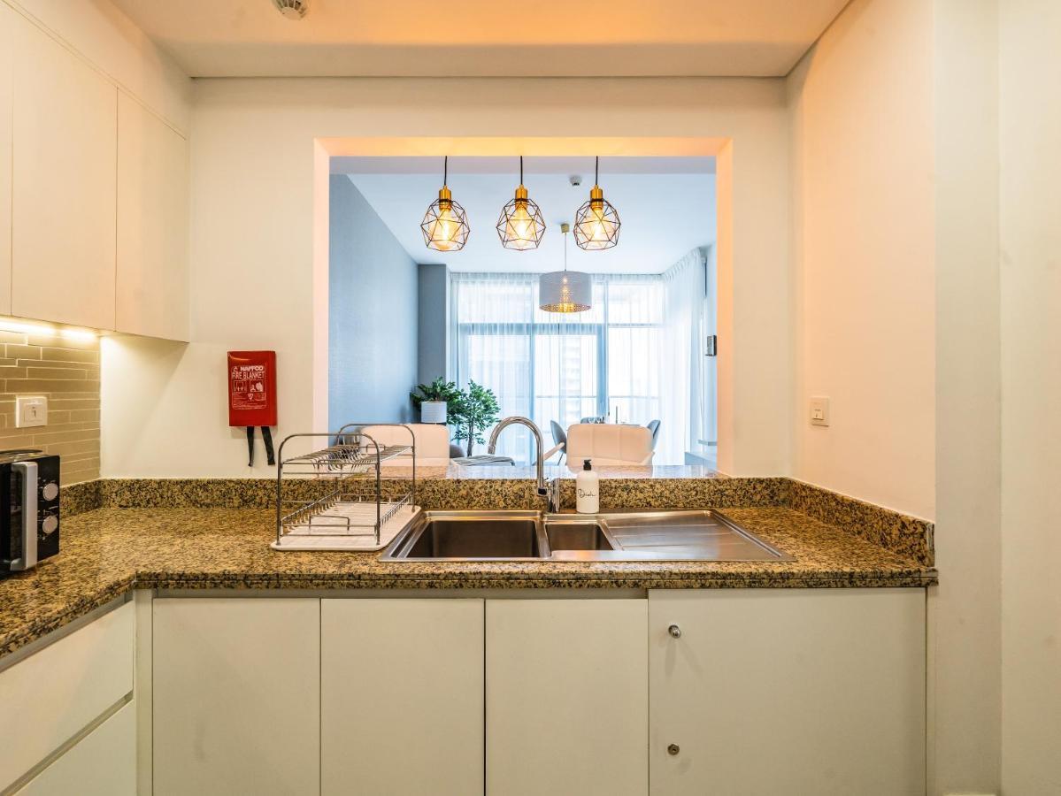 Apartment Classy 1br With Burj Khalifa Views Dubai