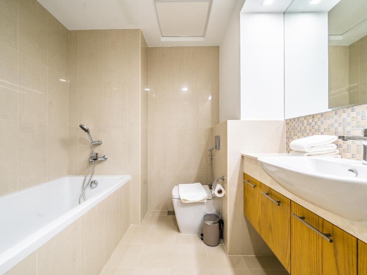 Classy 1br With Burj Khalifa Views * Dubai