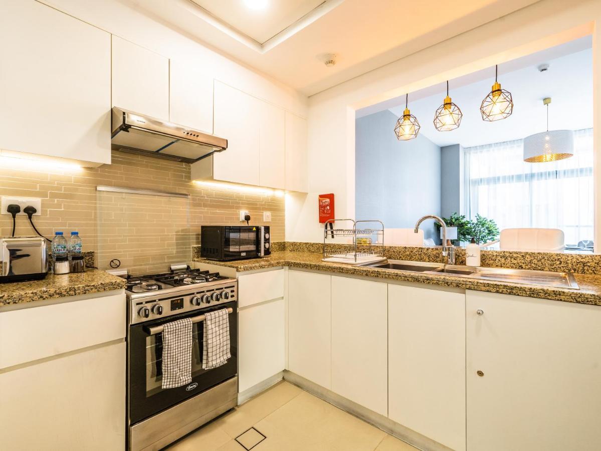 Apartment Classy 1br With Burj Khalifa Views *