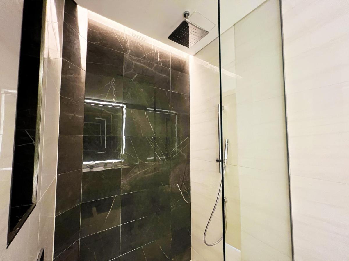 Sls Residences 5 Star Luxury Private Loft Duplex With Burj Khalifa View Dubai