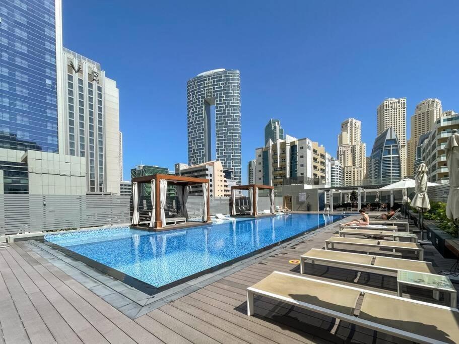 Funky Marina Outstanding Facilities Apartment