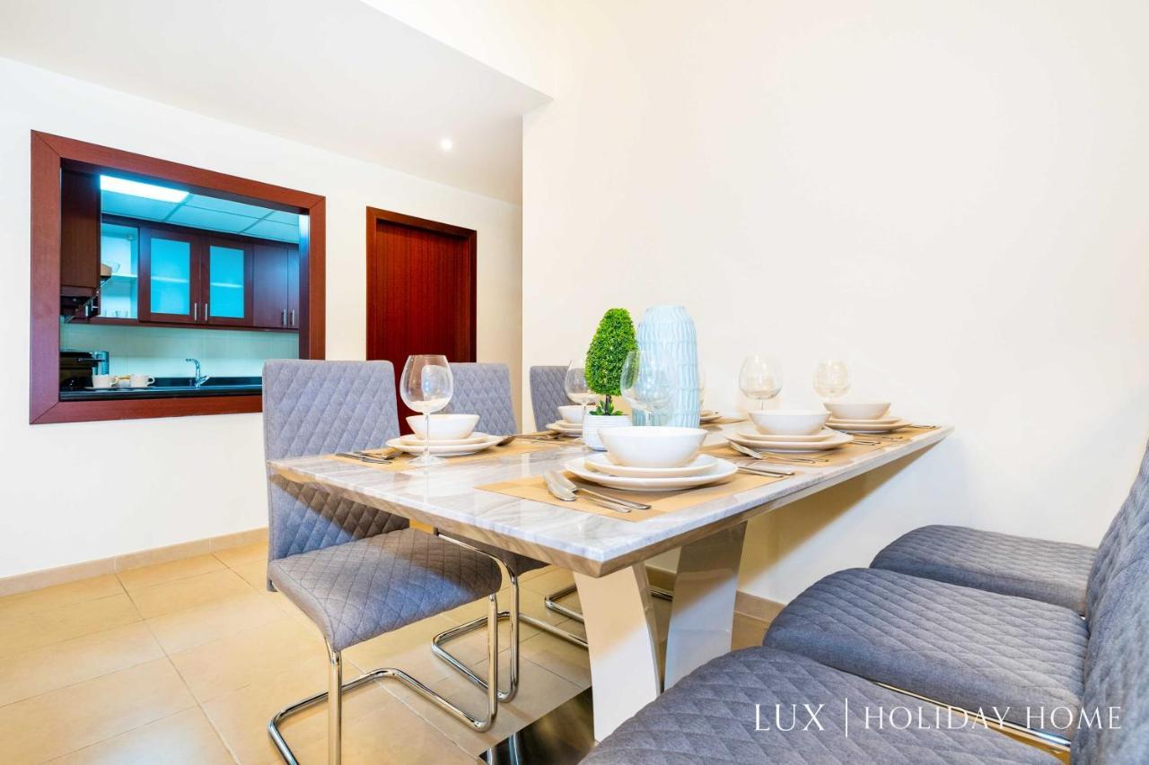 Lux The Jbr Bluewaters View 1 Dubai