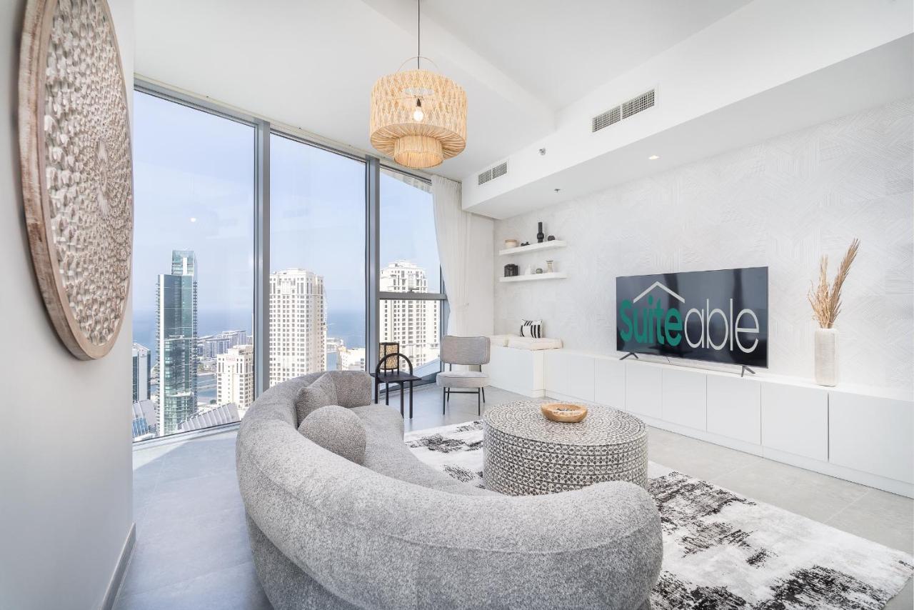 Urban Tropic 3 Bedroom With Full Sea View By Suiteable Interiors