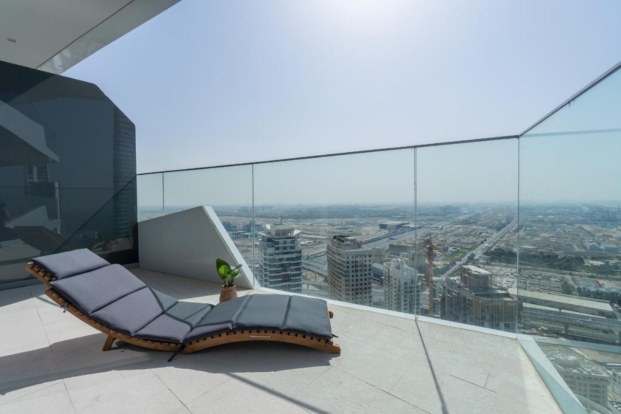 Urban Tropic 3 Bedroom With Full Sea View By Suiteable Interiors Dubai