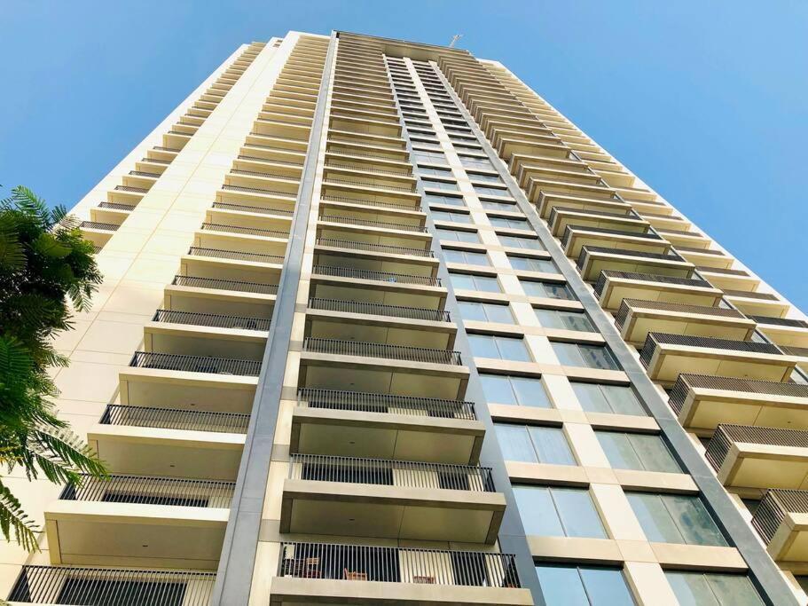 Elegant & Chic 2bedroom Balcony Creek Waterfront