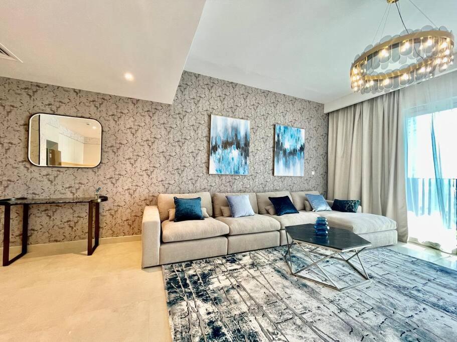 Apartment Elegant & Chic 2bedroom Balcony Creek Waterfront *