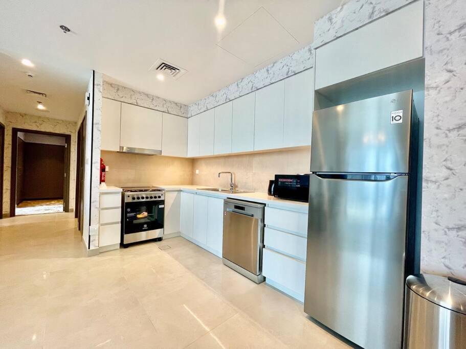 Apartment Elegant & Chic 2bedroom Balcony Creek Waterfront