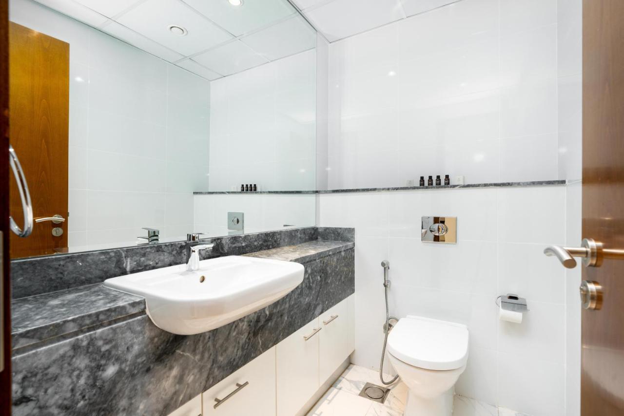 Lux I Amna Tower I Panaromic Views * Dubai