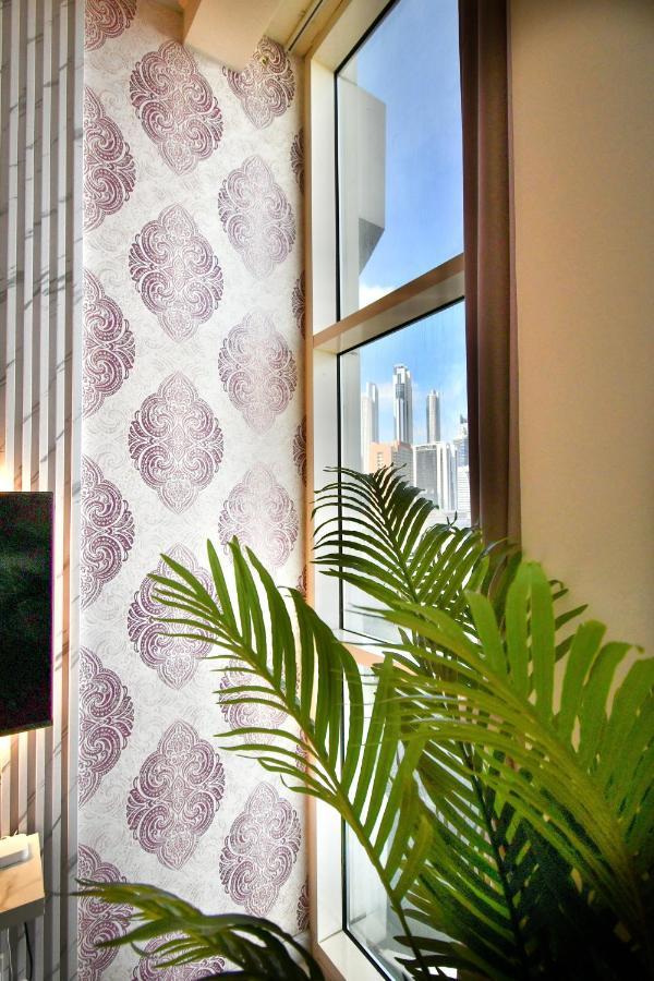 Apartment Scala Tower Chic With A Twist Dubai