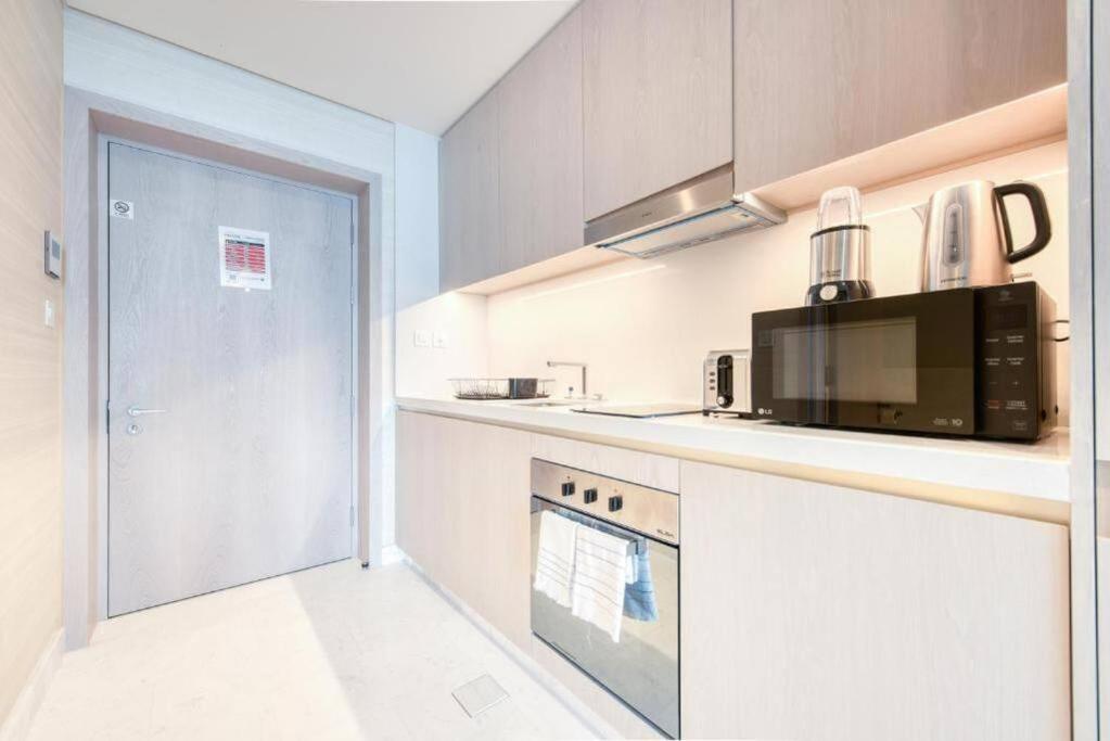 Apartment Ultra Lux Sea View With St Regis Amenities Dubai