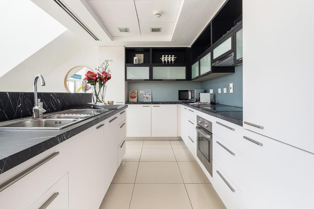 Apartment Frank Porter - Loft East Dubai