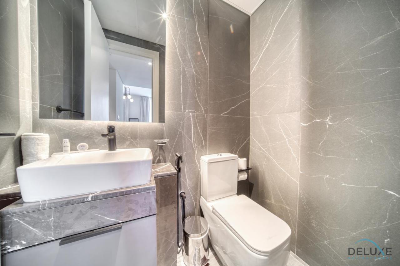 Peaceful 2br With Assistant At Mesk 1 Midtown Production By Deluxe Homes
