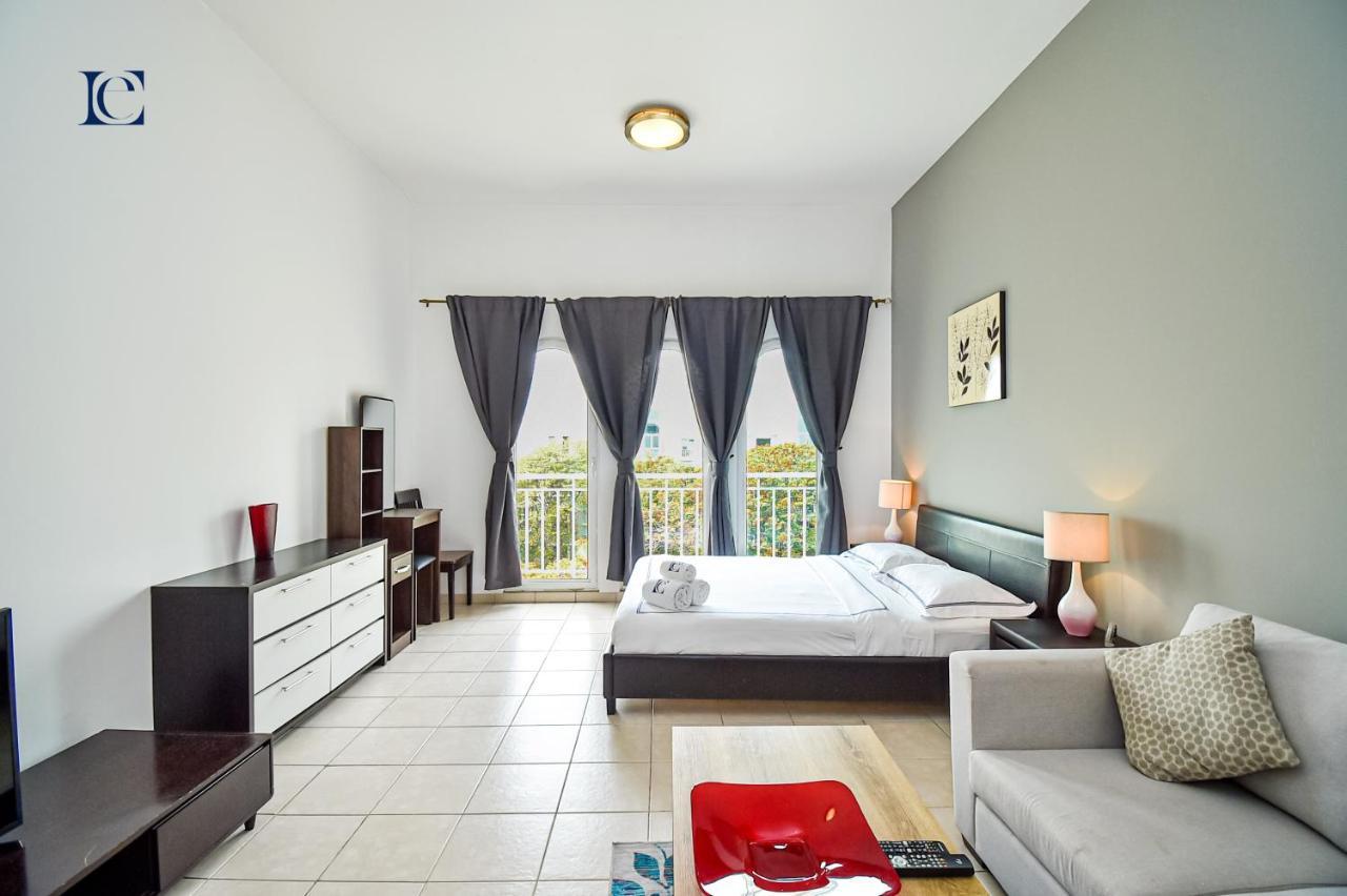 Luxury Escapes - Tranquil Near Furjan Metro - Relaxing Retreat