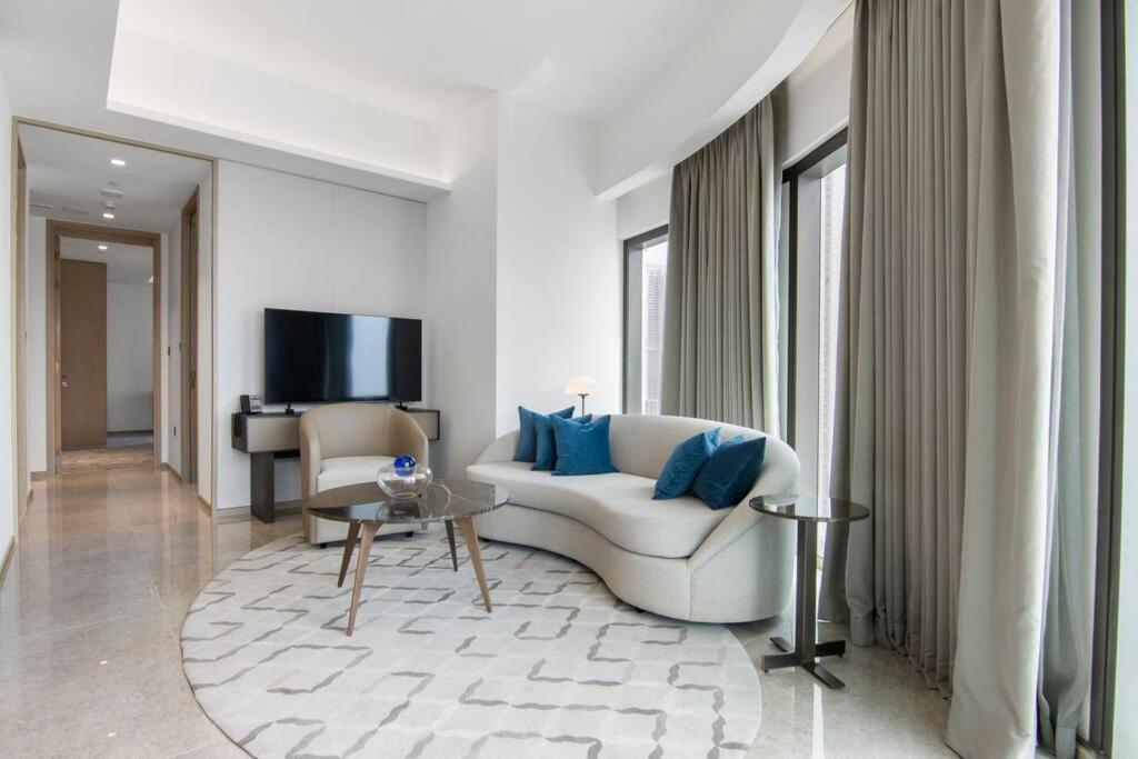 Brand New Address Creak Harbour Apartment Dubai
