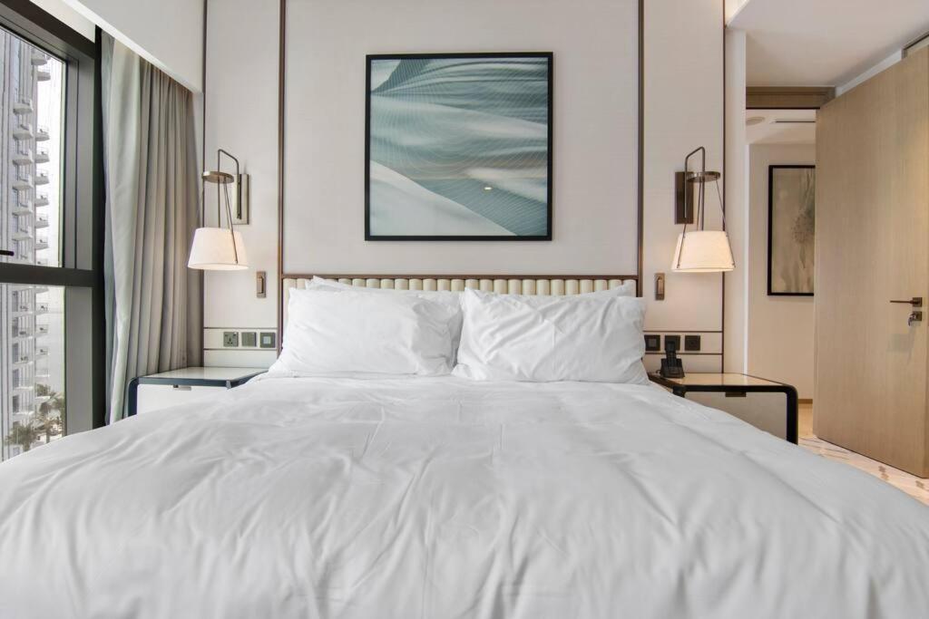 Brand New Address Creak Harbour Apartment Dubai