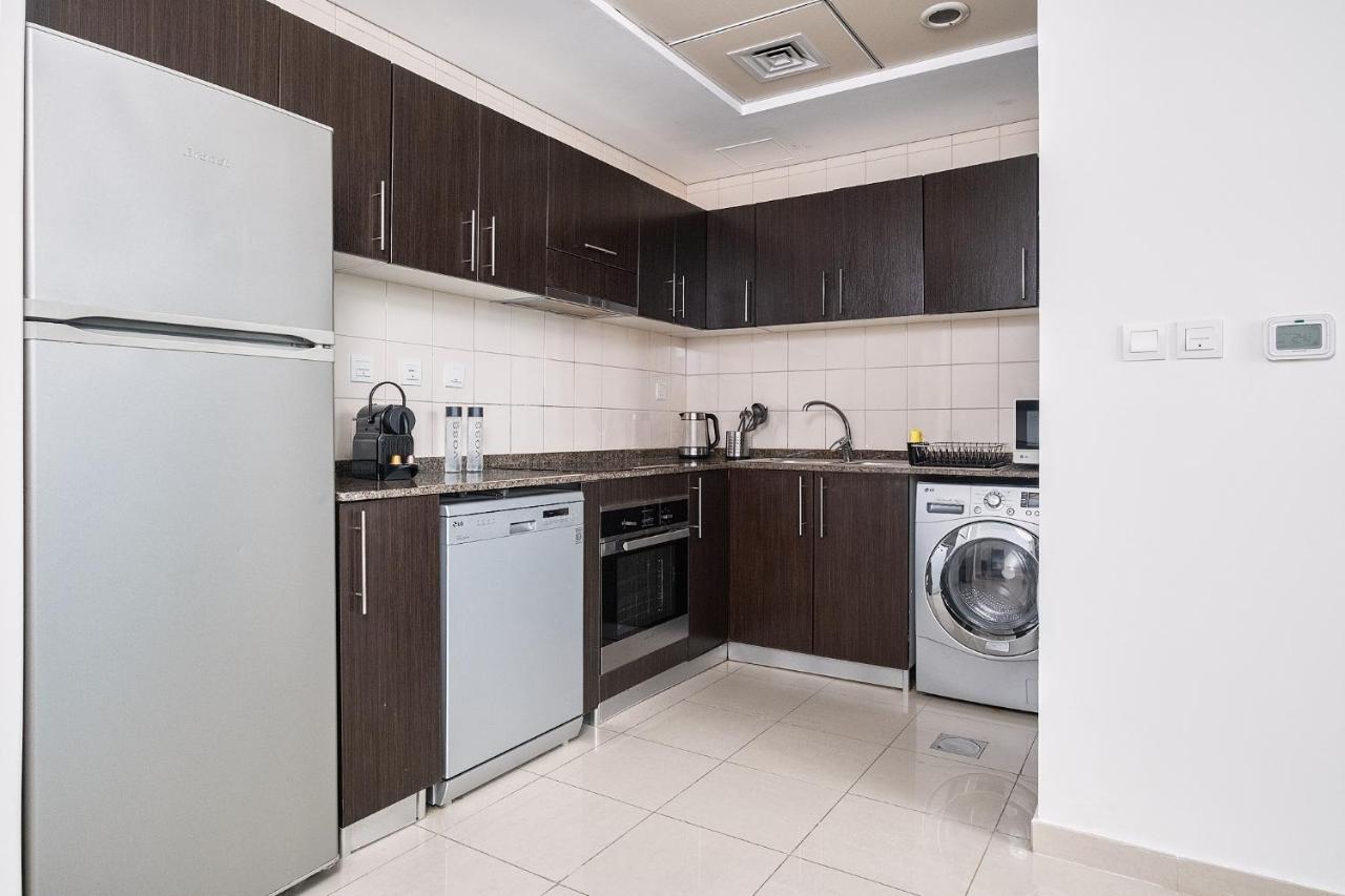 Apartment Stunning Marina View 1 Bedroom Dubai