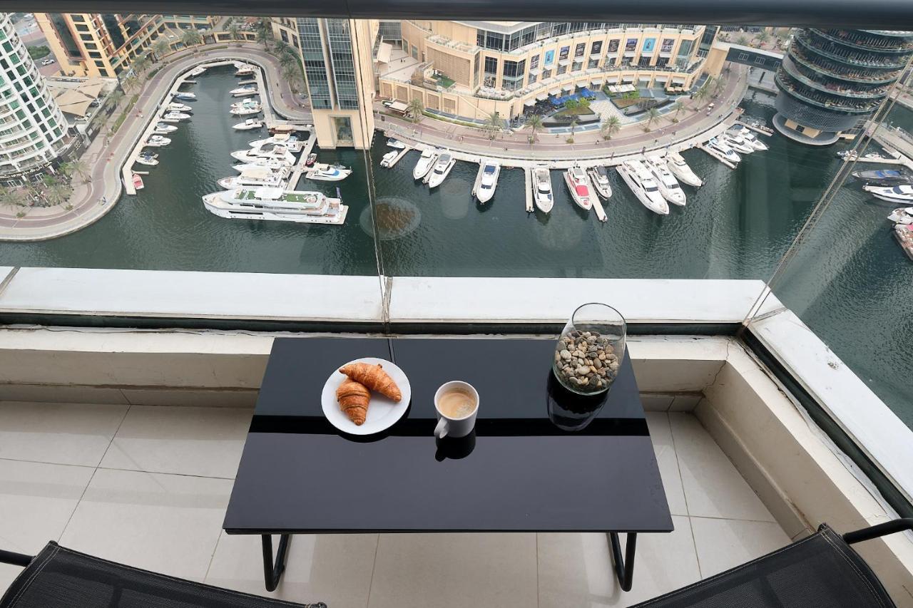 Stunning Marina View 1 Bedroom Apartment Dubai