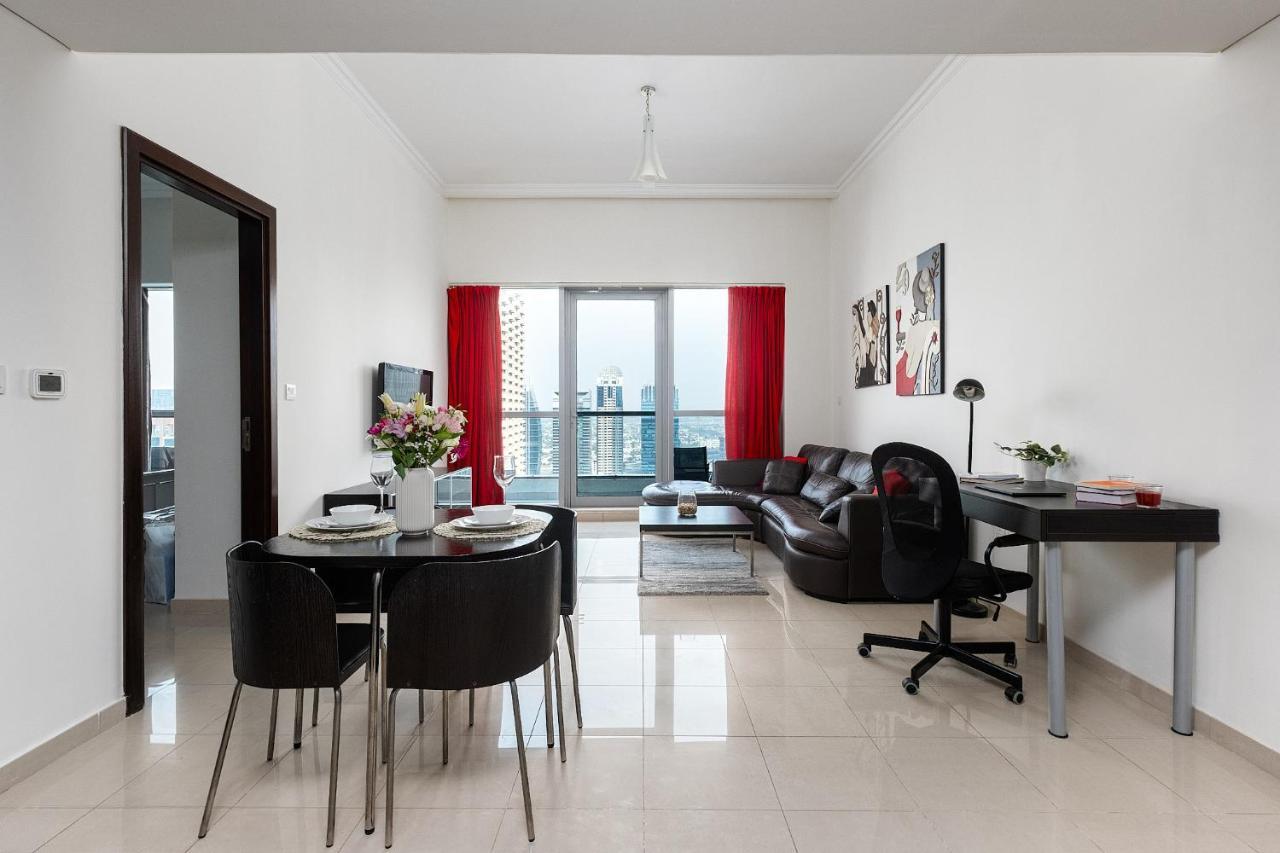 Stunning Marina View 1 Bedroom