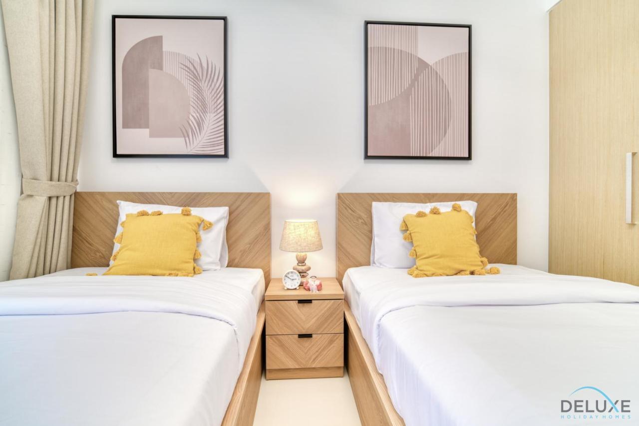 Unbeatable Chic 1br With Amazing Views By Deluxe Homes Apartment Dubai