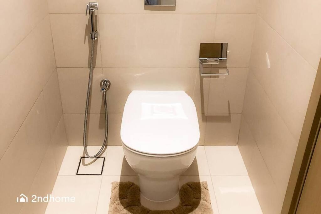 Luxurious 1 Bed With Direct Access To Mall * Dubai