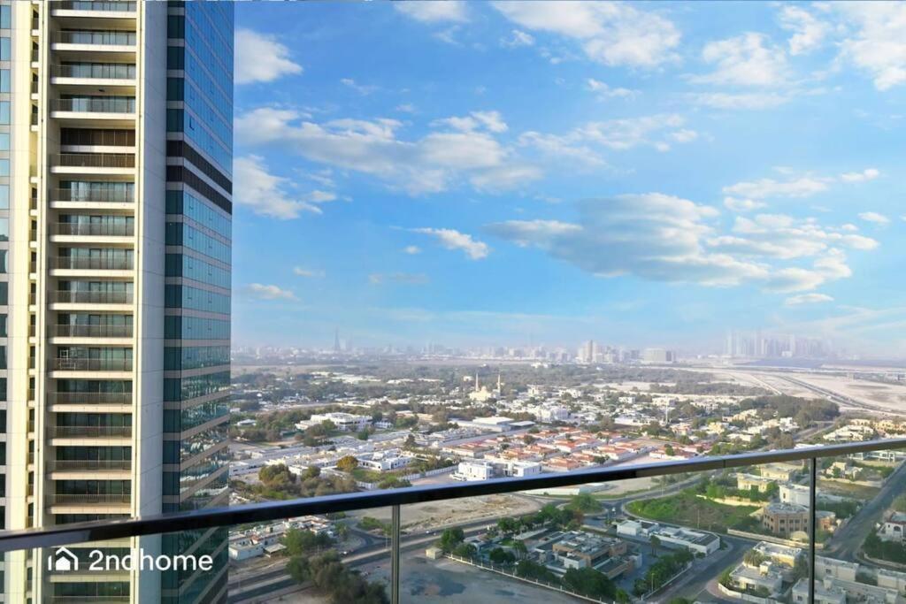 Luxurious 1 Bed With Direct Access To Mall Apartment *