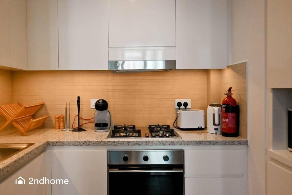 Luxurious 1 Bed With Direct Access To Mall Dubai
