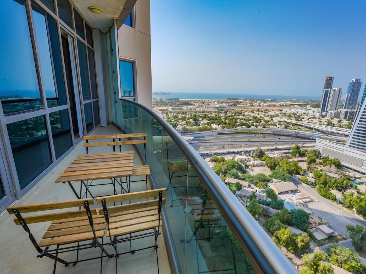 2 Bhk @ Barsha Heights