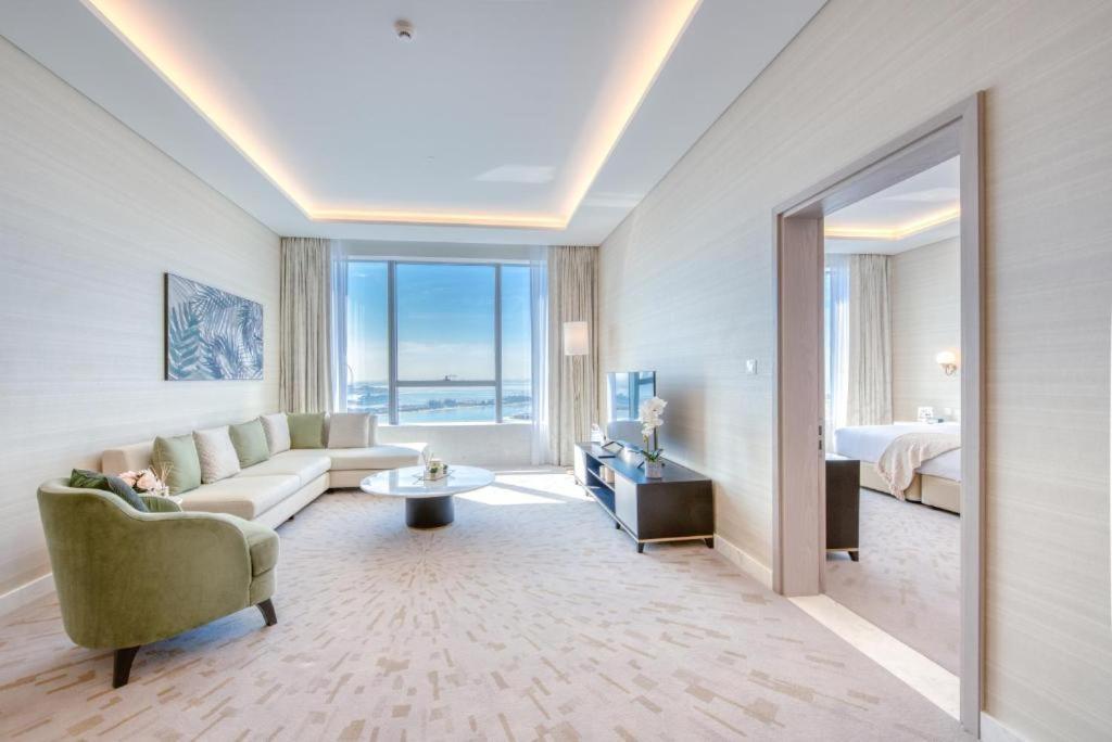 The Best Infinity Pool ,Resort Style Amenities, Sea Views And A Glimpse Of Ain Dubai Dubai