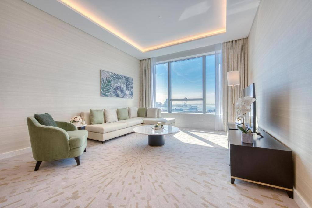 Apartment The Best Infinity Pool ,Resort Style Amenities, Sea Views And A Glimpse Of Ain Dubai *