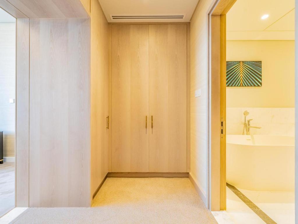 Apartment The Best Infinity Pool ,Resort Style Amenities, Sea Views And A Glimpse Of Ain Dubai *