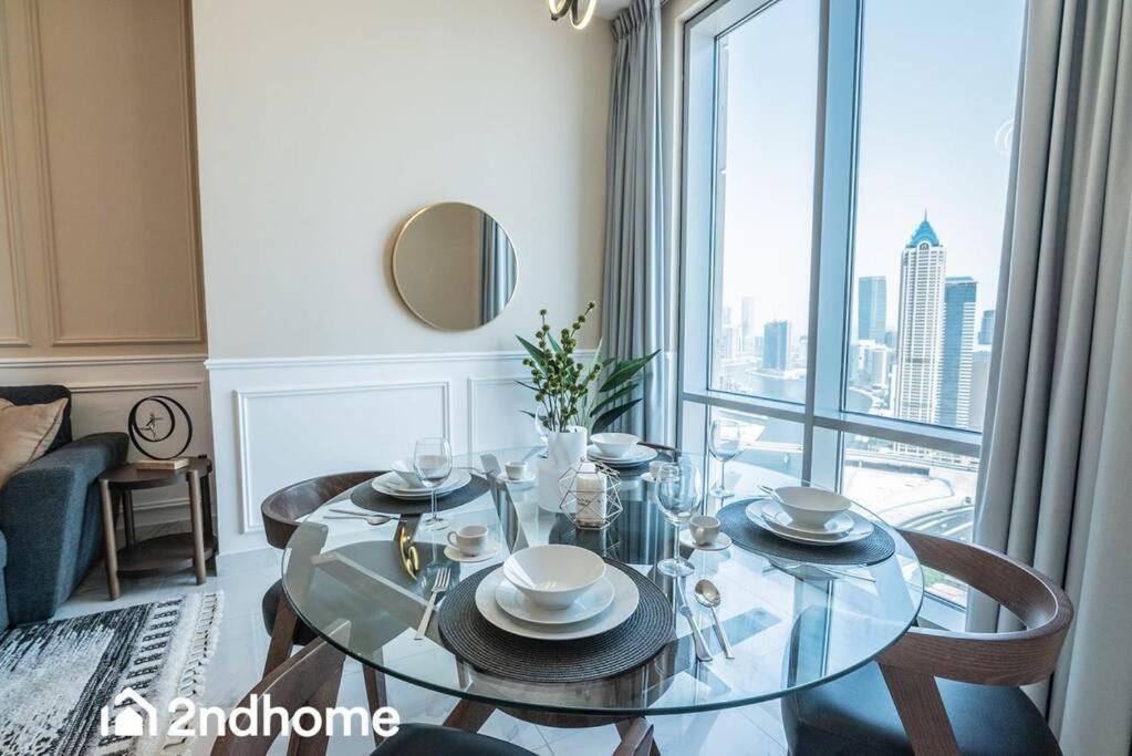 Apartment 2ndhome - Amna Tower, Al Habtoor *