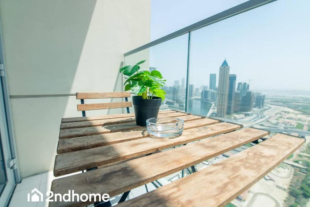 Apartment 2ndhome - Amna Tower, Al Habtoor *