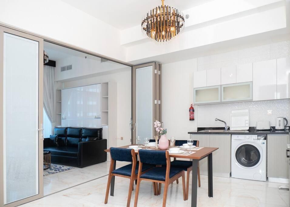 Stonetree - Modern 1br In Business Bay Dubai