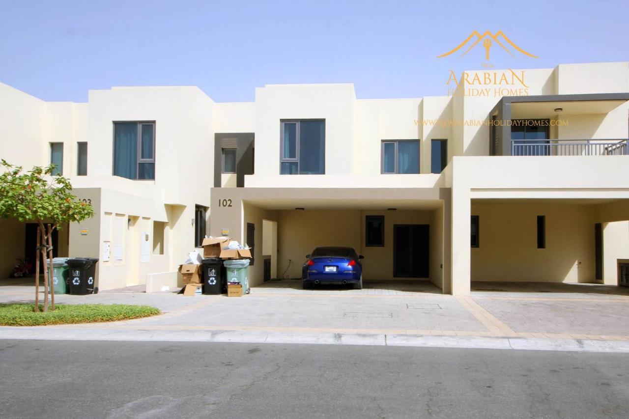 New Arabian Maple 2 Hills 4 Bedroom & Maid *